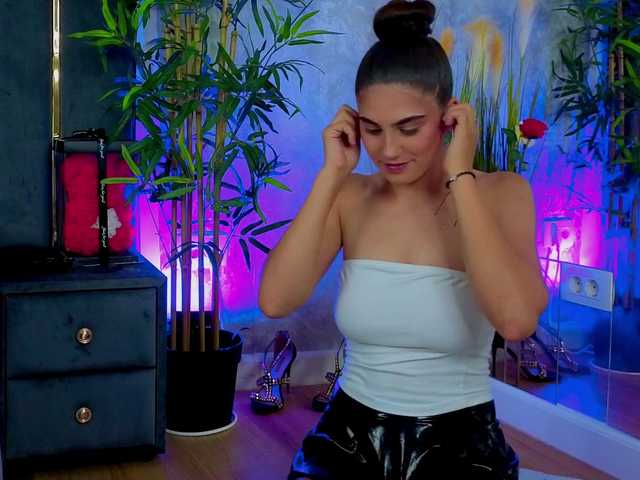 ValeryEvan live cam on BongaCams