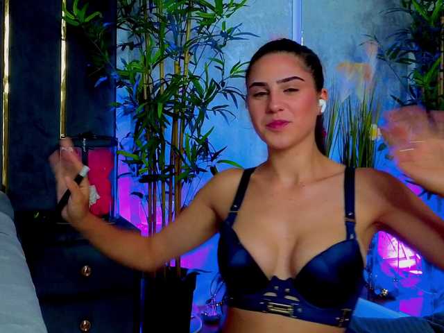ValeryEvan live cam on BongaCams