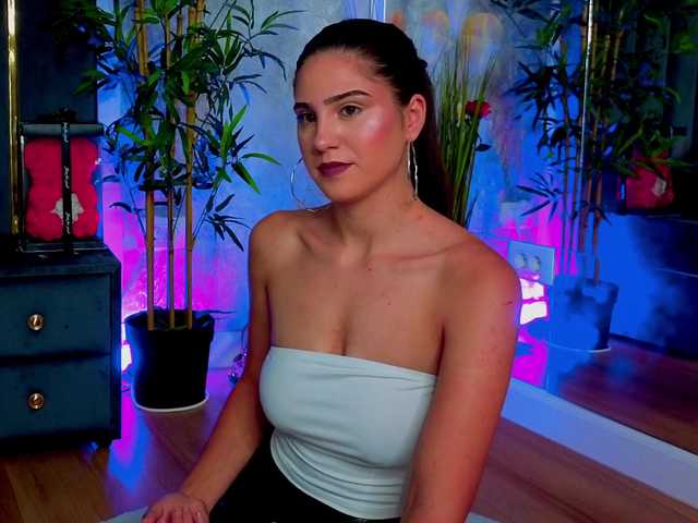 ValeryEvan live cam on BongaCams