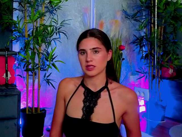 ValeryEvan live cam on UnifiedCams