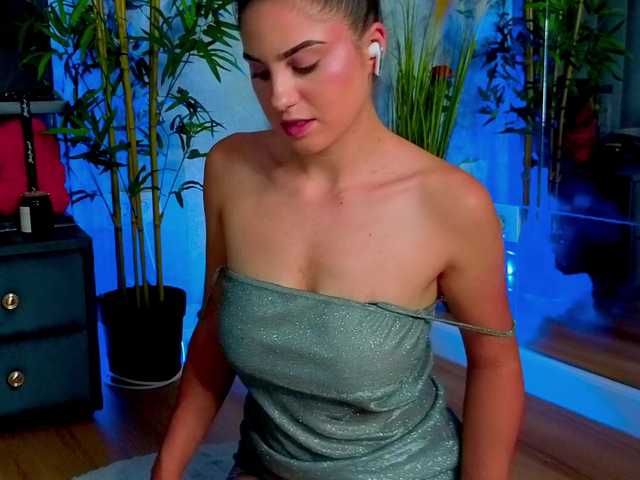 ValeryEvan live cam on BongaCams