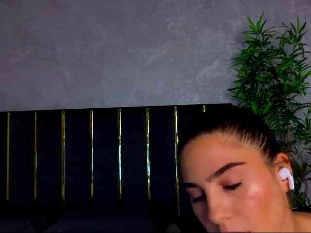 ValeryEvan webcam