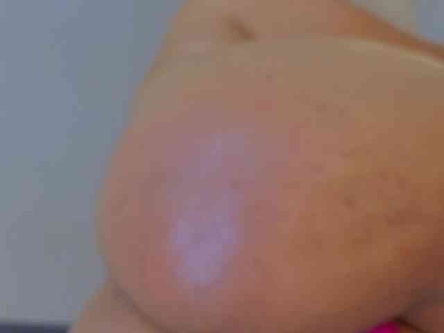 Modelo: KarolVIPXXX