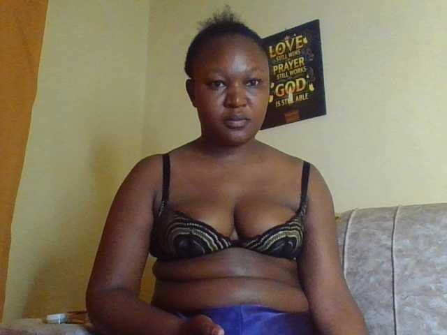 FlittyKitty live cam on BongaCams