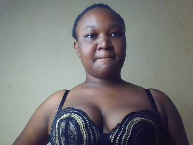 FlittyKitty live cam on BongaCams