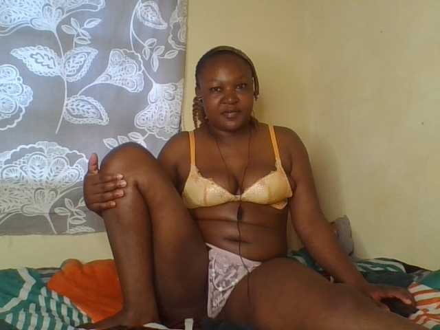 FlittyKitty live cam on BongaCams