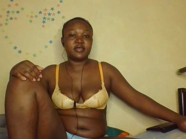 FlittyKitty live cam on BongaCams