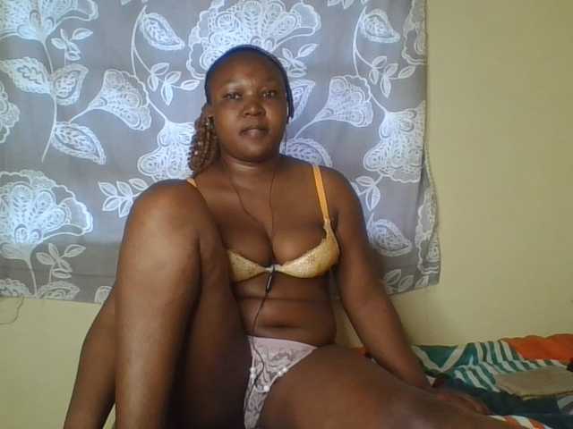 FlittyKitty live cam on BongaCams