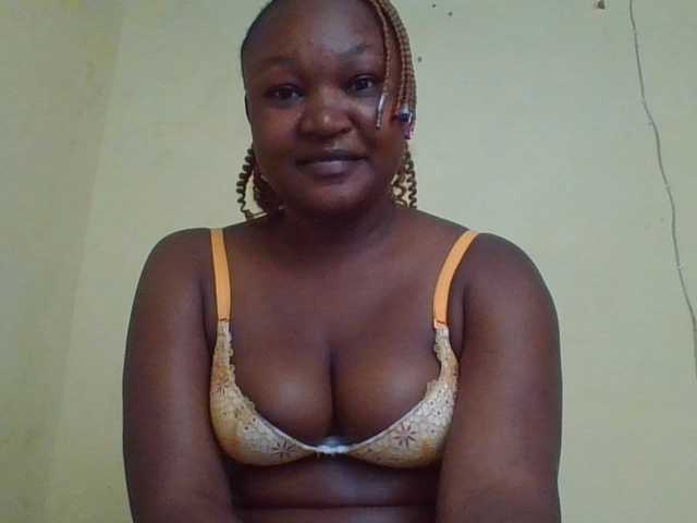 FlittyKitty live cam on BongaCams