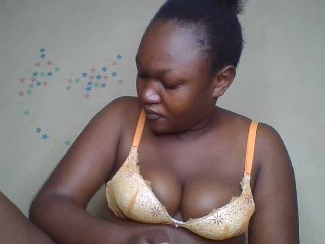 FlittyKitty live cam on BongaCams