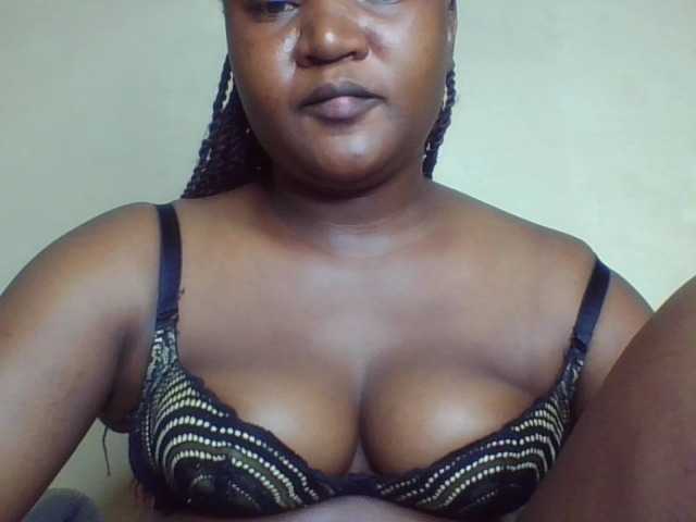 FlittyKitty live cam on BongaCams