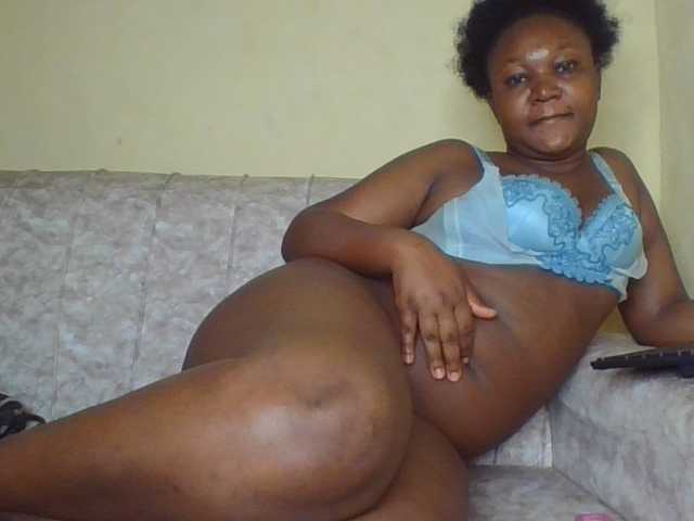 FlittyKitty live cam on BongaCams