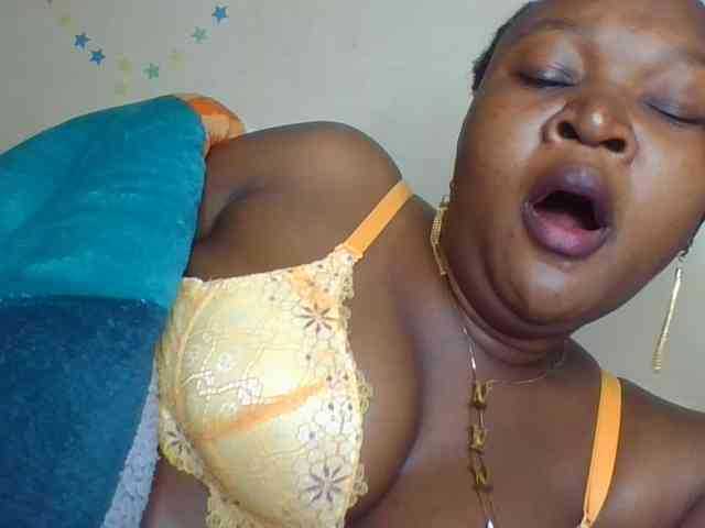 Darkhornybaby webcam
