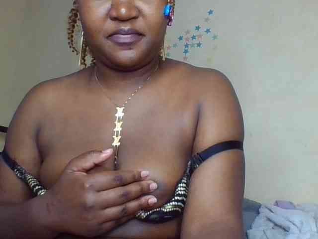 Darkhornybaby webcam