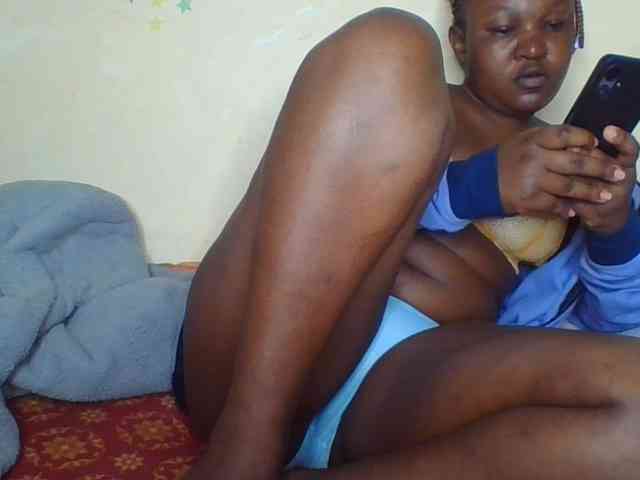 Darkhornybaby webcam