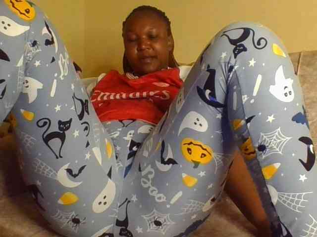 Darkhornybaby webcam