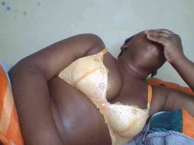Darkhornybaby webcam