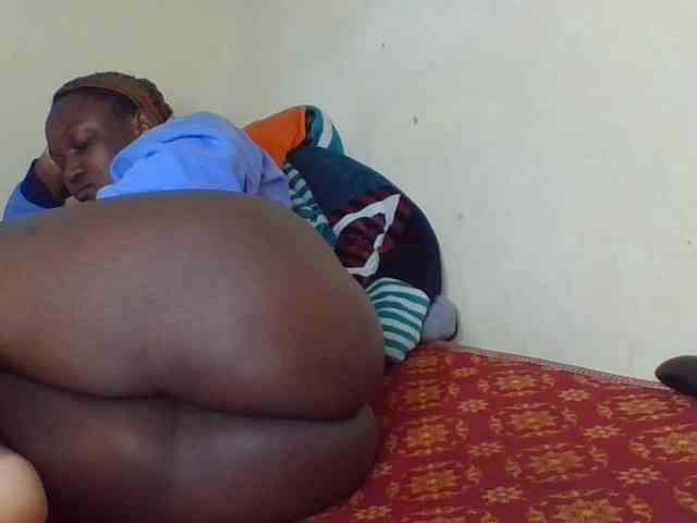 Darkhornybaby webcam