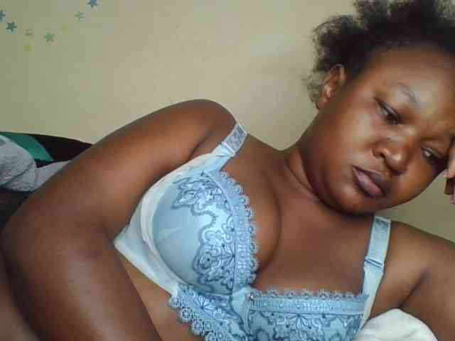 Darkhornybaby webcam