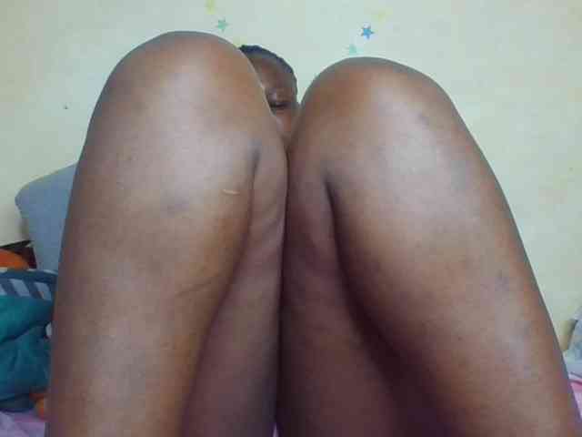 Darkhornybaby webcam