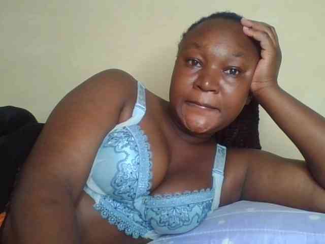 Darkhornybaby webcam