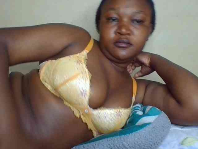 Darkhornybaby webcam