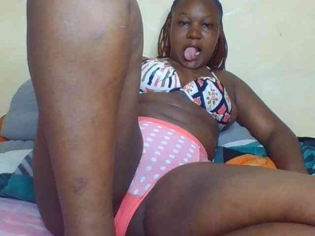 Darkhornybaby webcam