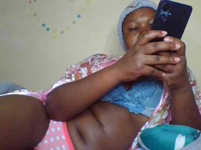 Darkhornybaby webcam