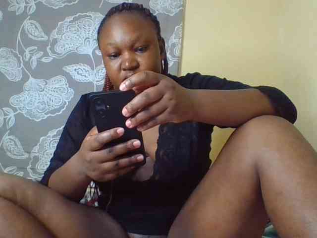 Darkhornybaby webcam
