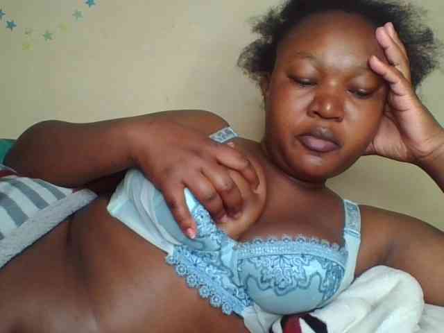 Darkhornybaby webcam