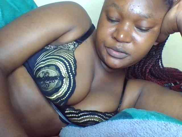 Darkhornybaby webcam