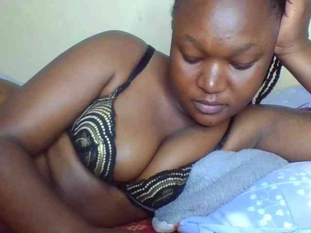 Darkhornybaby webcam