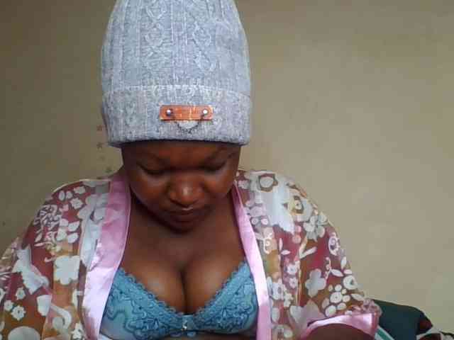 Darkhornybaby webcam