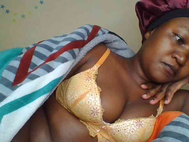 Darkhornybaby webcam