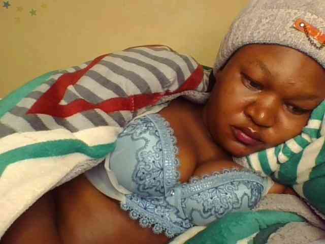 Darkhornybaby webcam