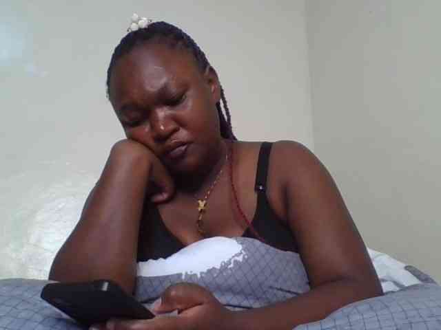 Darkhornybaby webcam
