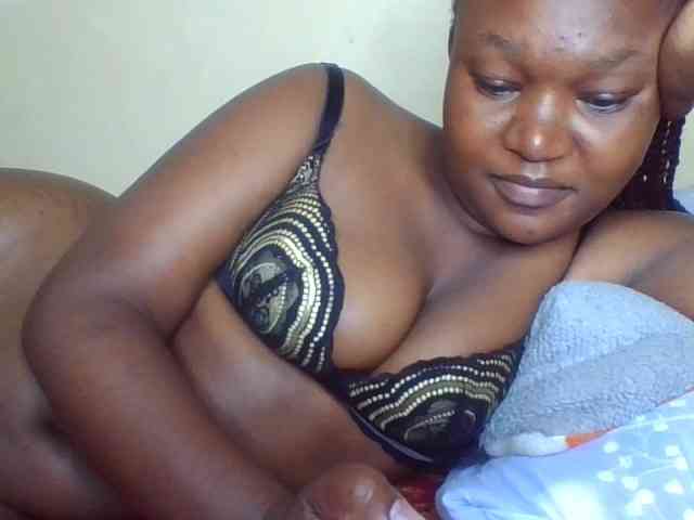 Darkhornybaby webcam
