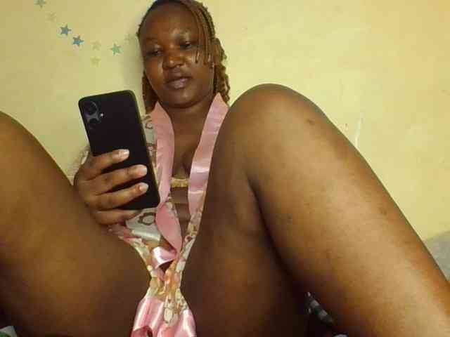 Darkhornybaby webcam