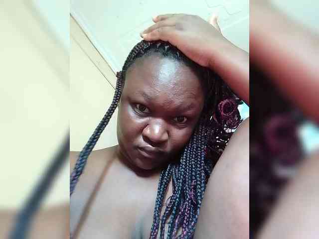 Darkhornybaby webcam