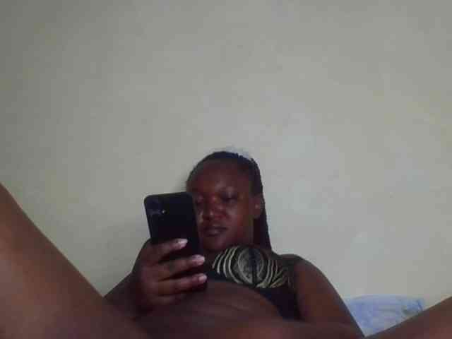 Darkhornybaby webcam