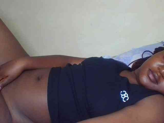Darkhornybaby webcam