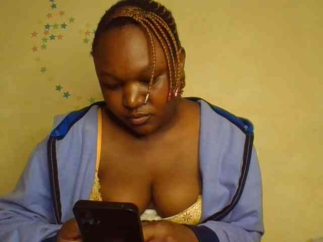Darkhornybaby webcam