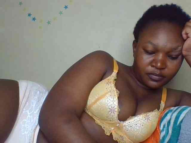 Darkhornybaby webcam