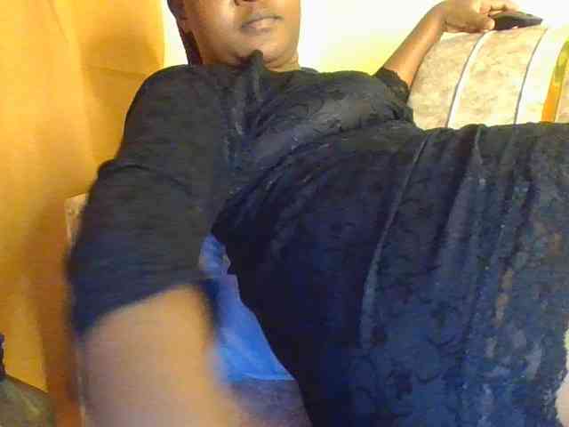 Darkhornybaby webcam