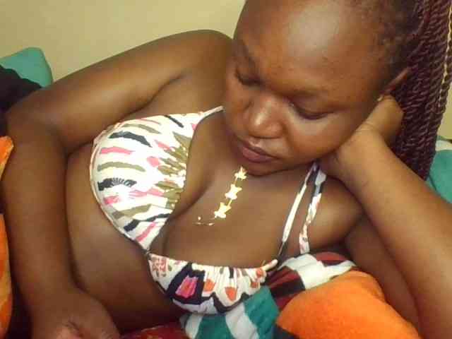 Darkhornybaby webcam