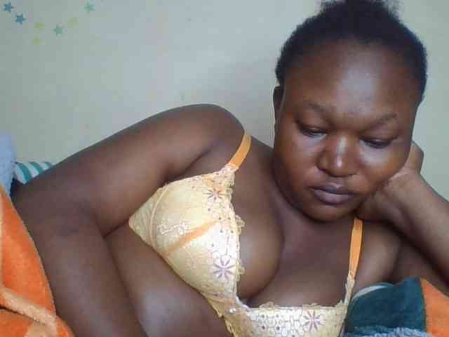 Darkhornybaby webcam