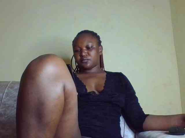 Darkhornybaby webcam