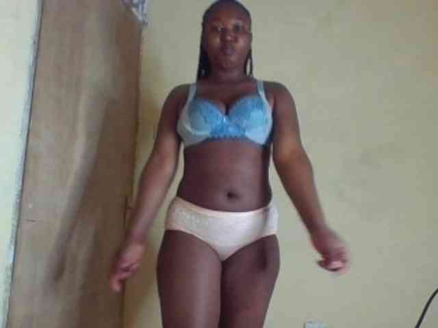 Darkhornybaby webcam