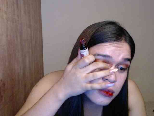 April08-1 Sex Cam Show