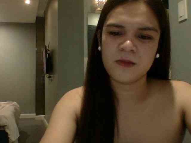 April08-1 Sex Cam Show